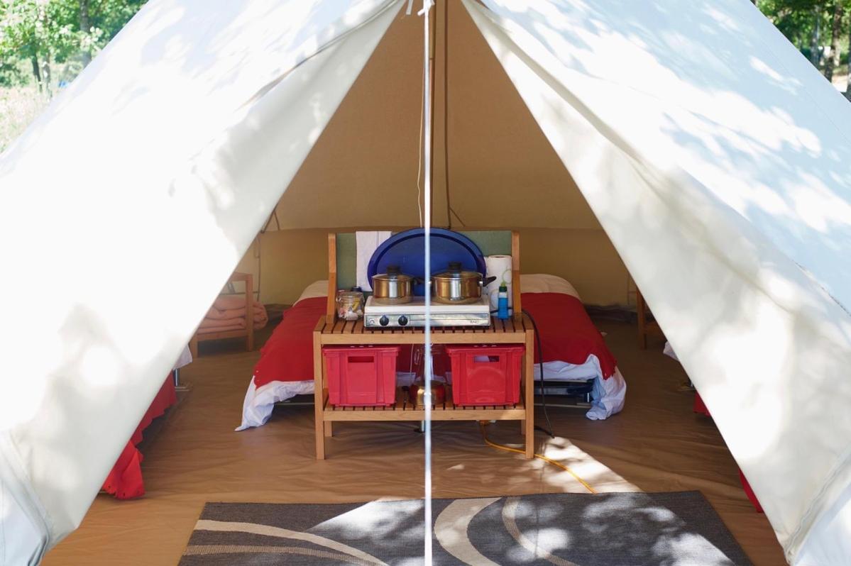 Camping Etang Du Camp Senergues Luaran gambar