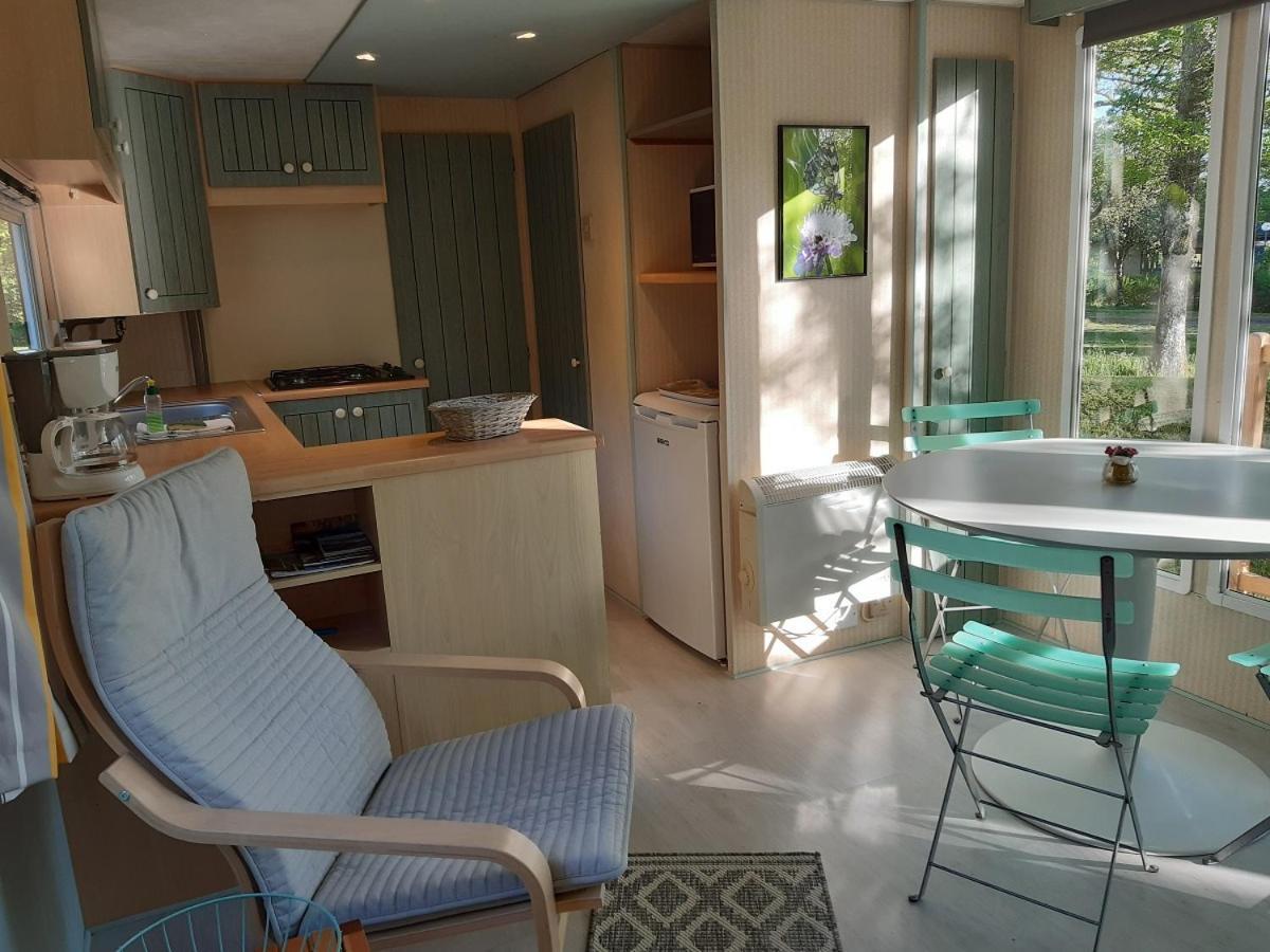 Camping Etang Du Camp Senergues Luaran gambar