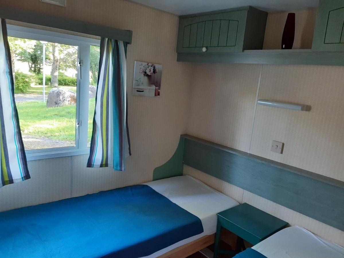 Camping Etang Du Camp Senergues Luaran gambar