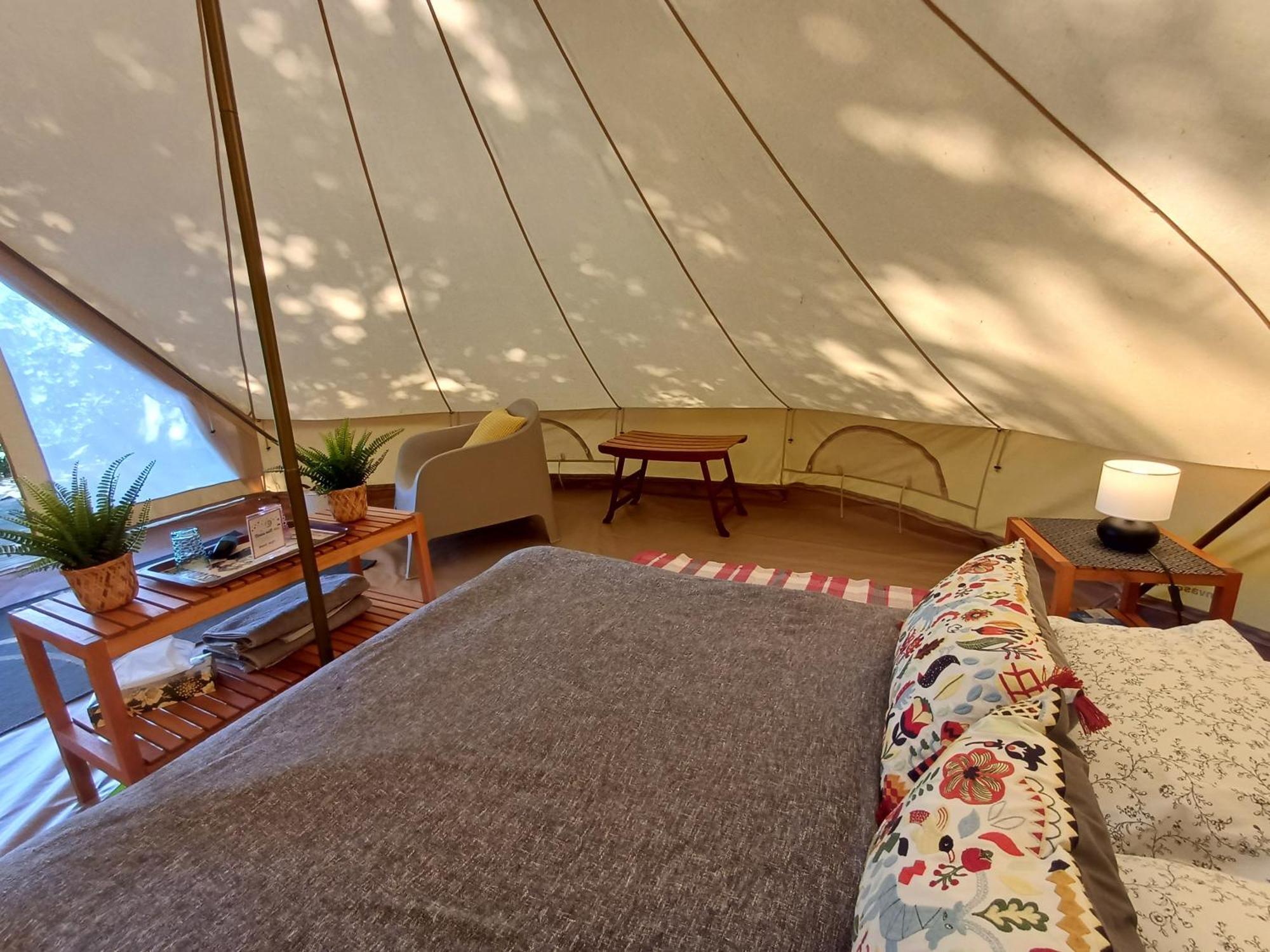 Camping Etang Du Camp Senergues Luaran gambar