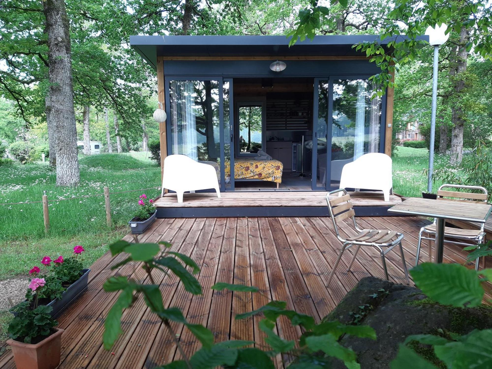 Camping Etang Du Camp Senergues Luaran gambar